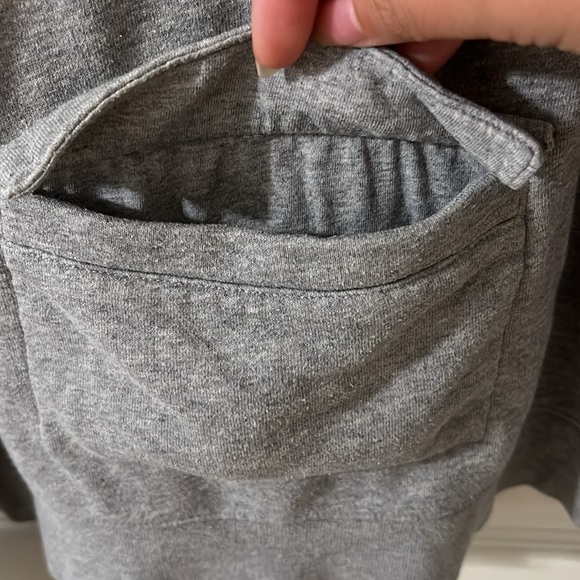 Nike Sweater w/ pouch in the back (rare) item - M - Picture 6 of 7